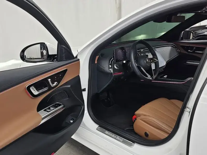 2025 Mercedes-Benz E-Класс с пробегом 16 330 км
