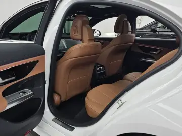 2025 Mercedes-Benz E-Класс с пробегом 16 330 км