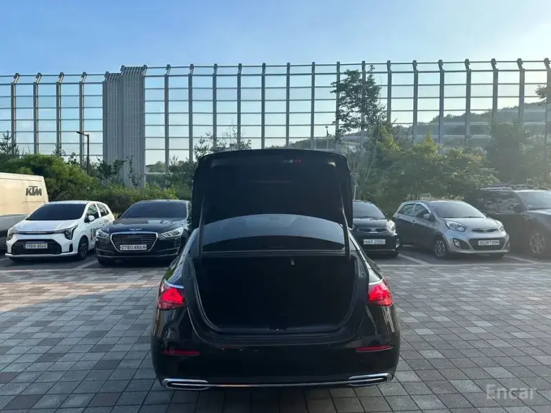 2025 Mercedes-Benz E-Класс с пробегом 15 200 км