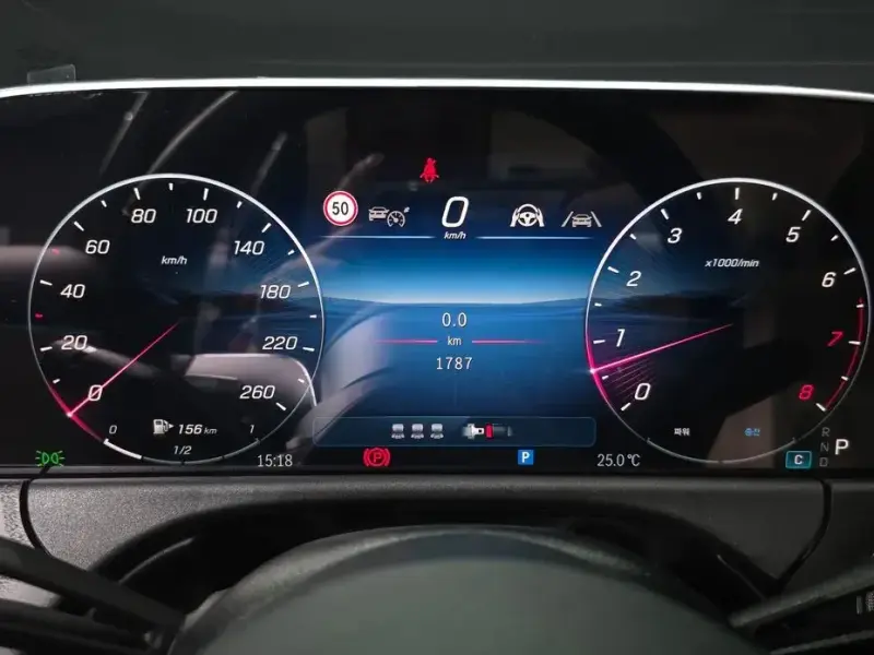2025 Mercedes-Benz E-Класс с пробегом 1 787 км