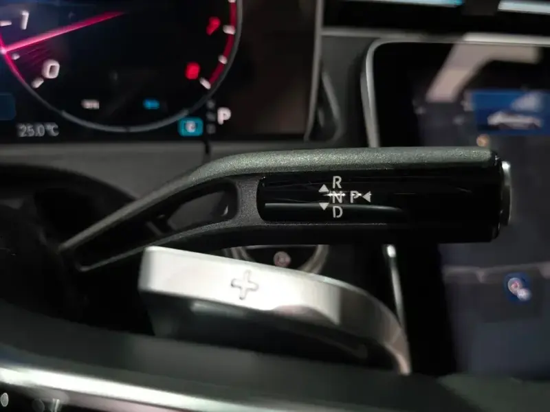 2025 Mercedes-Benz E-Класс с пробегом 1 787 км