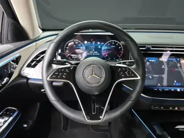 2025 Mercedes-Benz E-Класс с пробегом 1 787 км