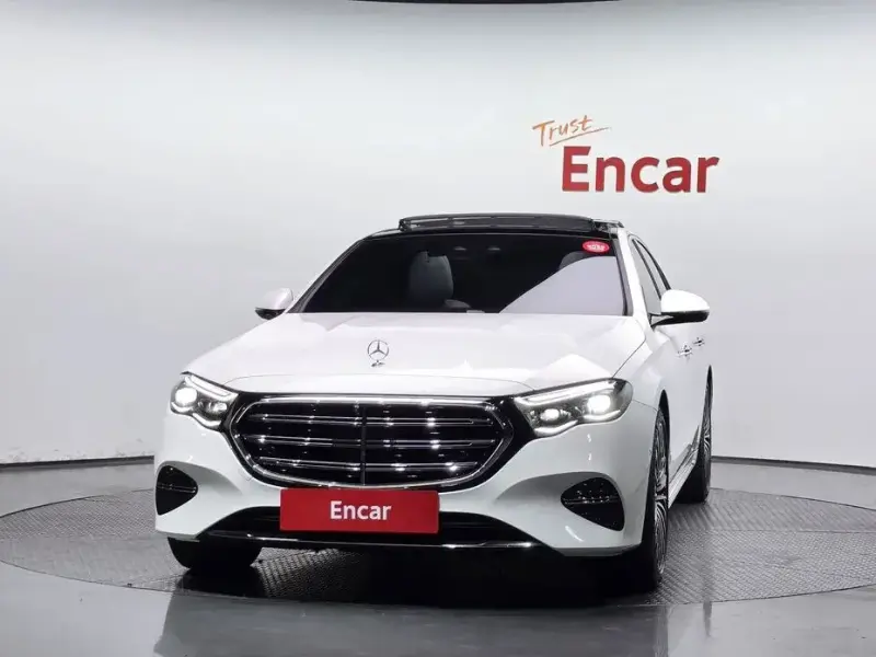 2025 Mercedes-Benz E-Класс с пробегом 21 371 км