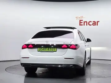 2025 Mercedes-Benz E-Класс с пробегом 21 371 км