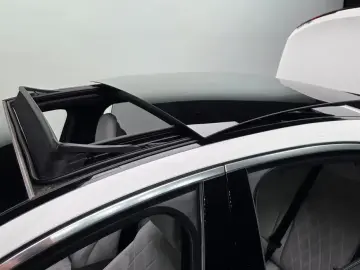 2025 Mercedes-Benz E-Класс с пробегом 21 371 км