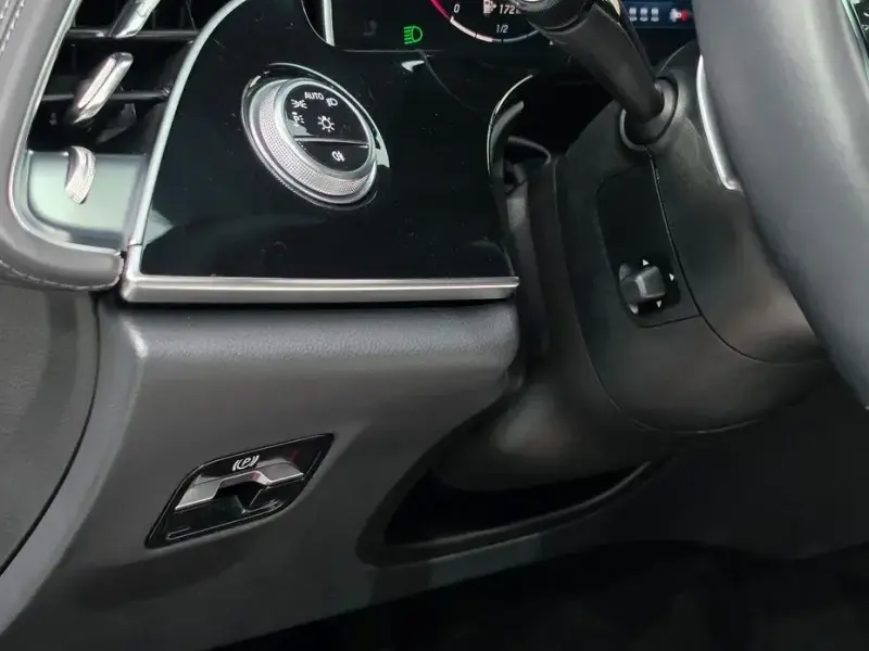 2025 Mercedes-Benz E-Класс с пробегом 21 371 км