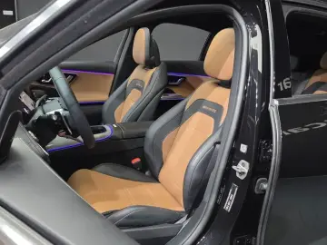 2025 Mercedes-Benz E-Класс с пробегом 5 600 км