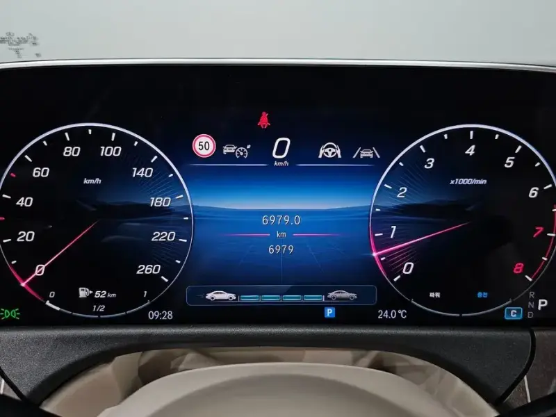 2025 Mercedes-Benz E-Класс с пробегом 6 979 км