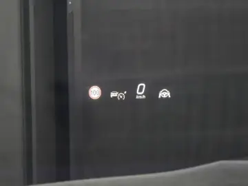 2025 Mercedes-Benz E-Класс с пробегом 5 600 км