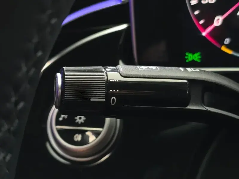 2025 Mercedes-Benz E-Класс с пробегом 5 600 км