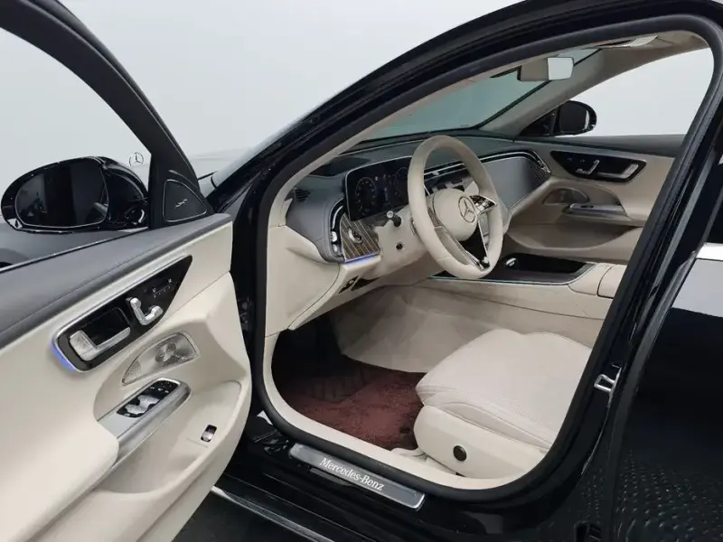 2025 Mercedes-Benz E-Класс с пробегом 6 979 км