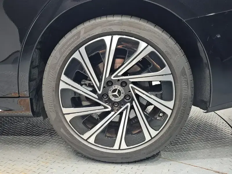 2025 Mercedes-Benz E-Класс с пробегом 6 979 км
