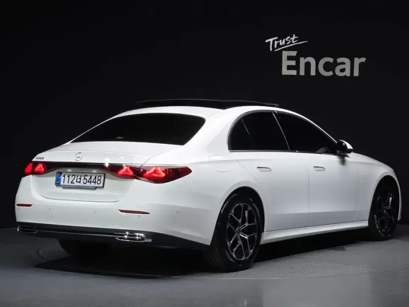 2025 Mercedes-Benz E-Класс с пробегом 1 817 км