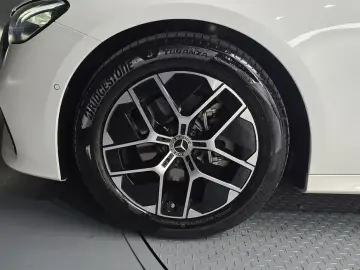 2025 Mercedes-Benz E-Класс с пробегом 1 817 км