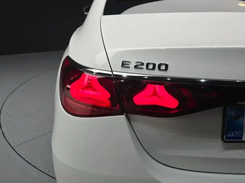 2025 Mercedes-Benz E-Класс с пробегом 1 817 км