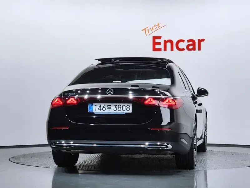 2025 Mercedes-Benz E-Класс с пробегом 7 516 км