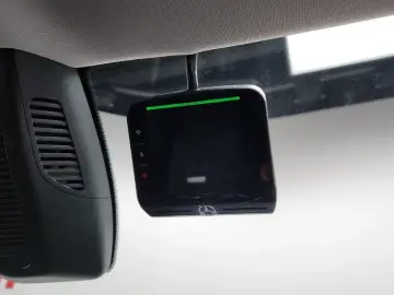 2025 Mercedes-Benz E-Класс с пробегом 7 516 км