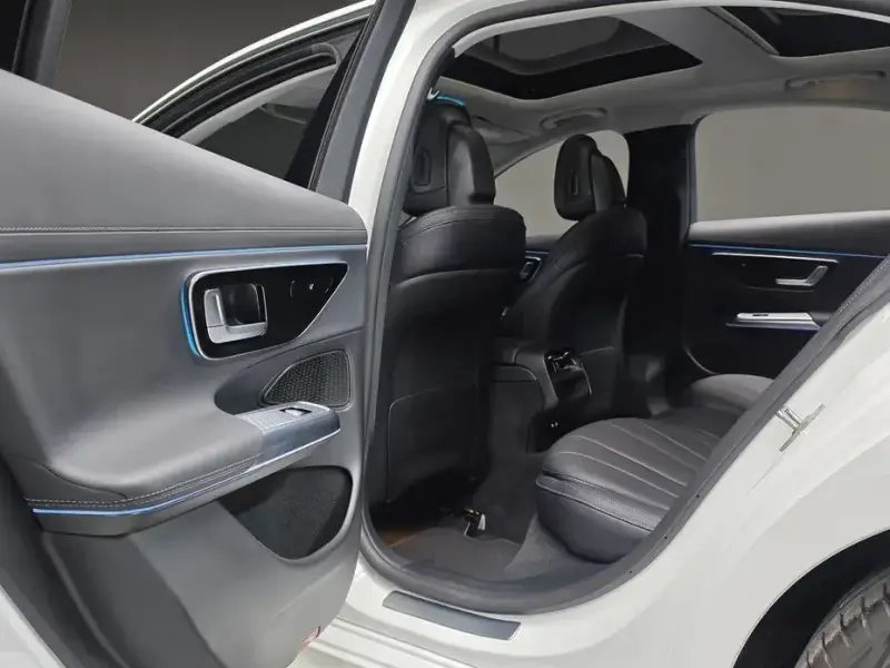 2025 Mercedes-Benz E-Класс с пробегом 1 671 км