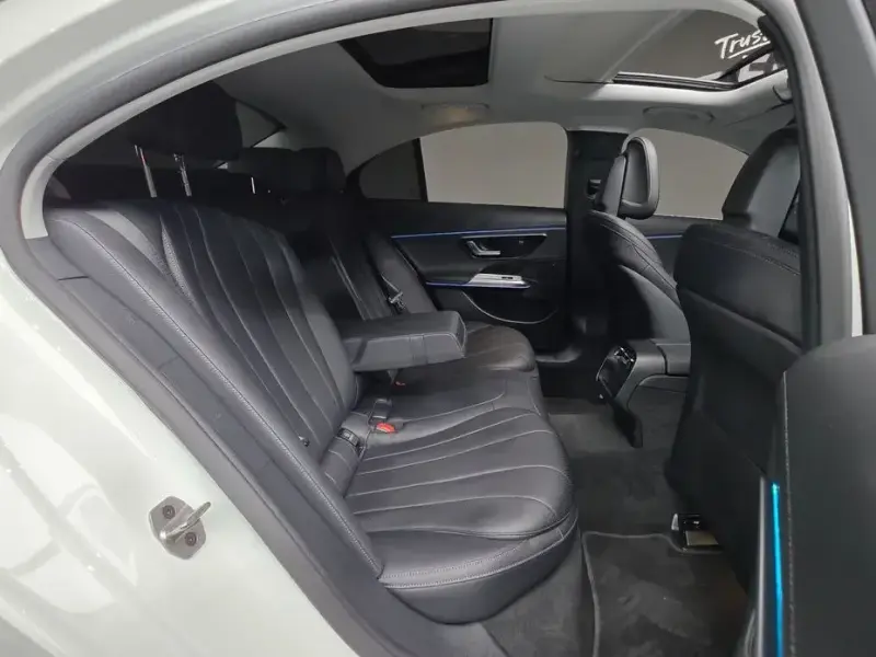 2025 Mercedes-Benz E-Класс с пробегом 1 671 км