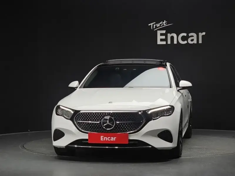 2025 Mercedes-Benz E-Класс с пробегом 15 894 км