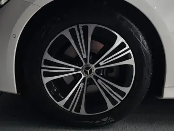 2025 Mercedes-Benz E-Класс с пробегом 15 894 км