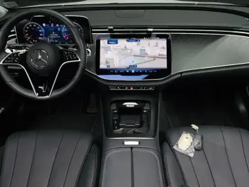 2025 Mercedes-Benz E-Класс с пробегом 15 894 км