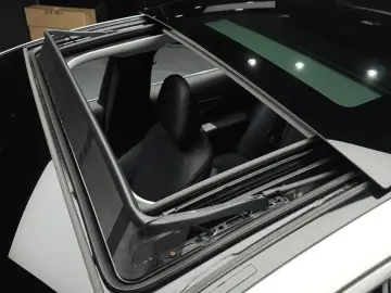 2025 Mercedes-Benz E-Класс с пробегом 15 894 км