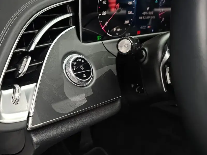 2025 Mercedes-Benz E-Класс с пробегом 15 894 км