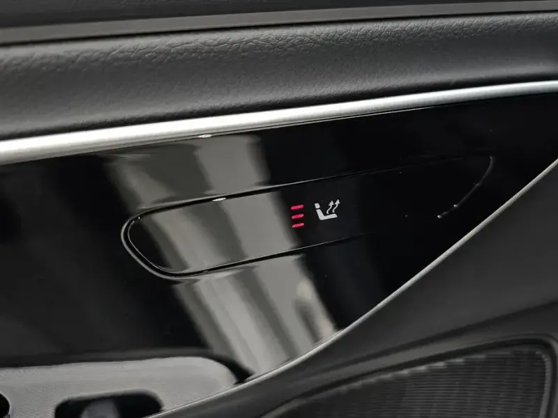 2025 Mercedes-Benz E-Класс с пробегом 15 894 км