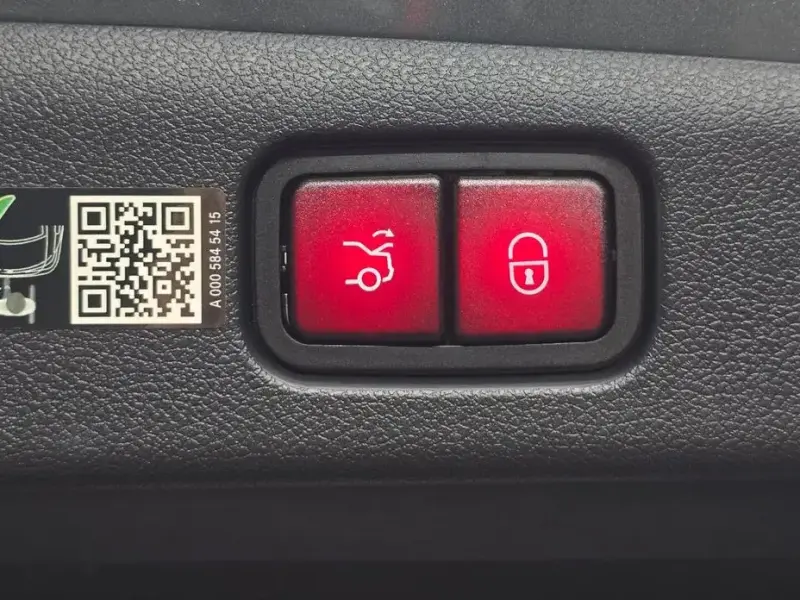 2025 Mercedes-Benz E-Класс с пробегом 8 790 км