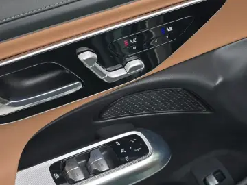 2025 Mercedes-Benz E-Класс с пробегом 8 790 км