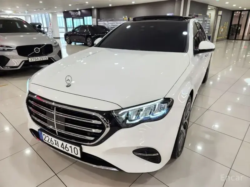 2024 Mercedes-Benz E-Класс с пробегом 12 170 км
