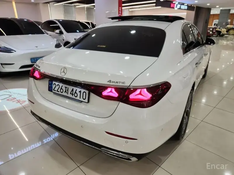 2024 Mercedes-Benz E-Класс с пробегом 12 170 км