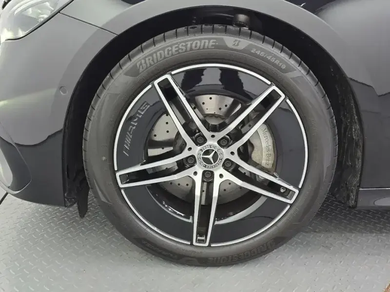 2025 Mercedes-Benz E-Класс с пробегом 2 359 км
