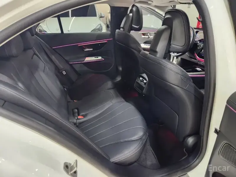 2024 Mercedes-Benz E-Класс с пробегом 12 170 км