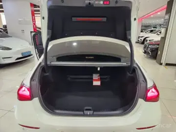 2024 Mercedes-Benz E-Класс с пробегом 12 170 км