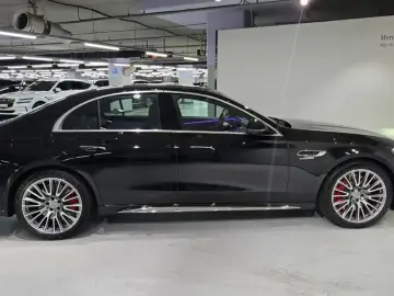 2026 Mercedes-Benz E-Класс с пробегом 1 089 км