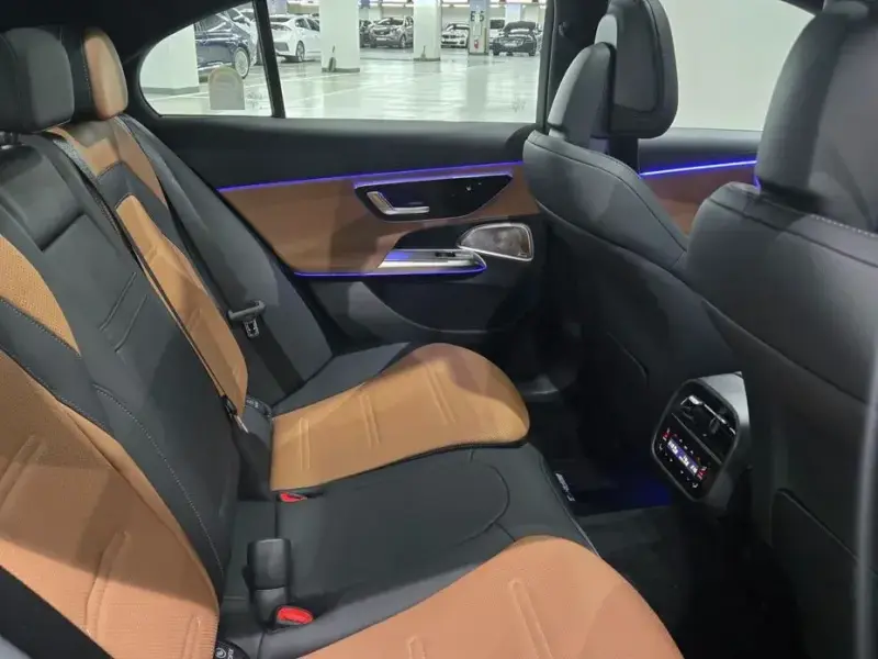 2026 Mercedes-Benz E-Класс с пробегом 1 089 км
