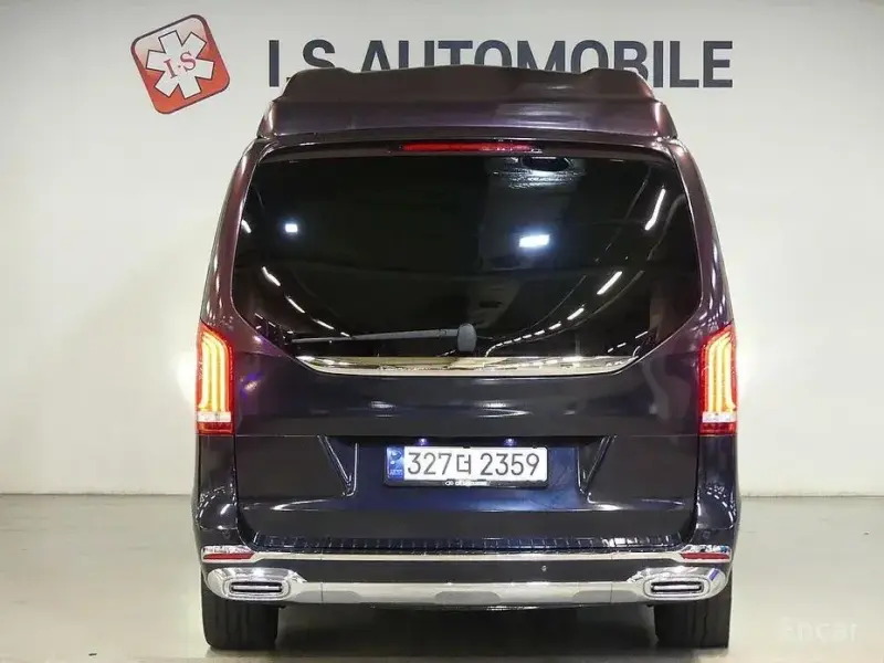 2023 Mercedes-Benz V-Класс с пробегом 3 350 км