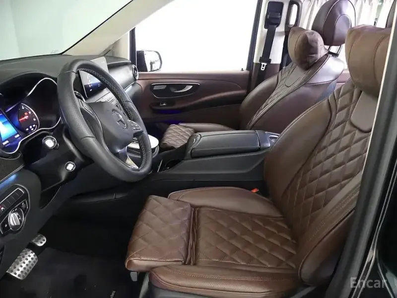 2023 Mercedes-Benz V-Класс с пробегом 3 350 км