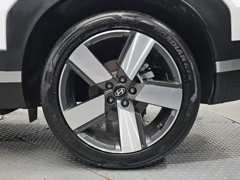2023 Hyundai Santa Fe с пробегом 55 108 км