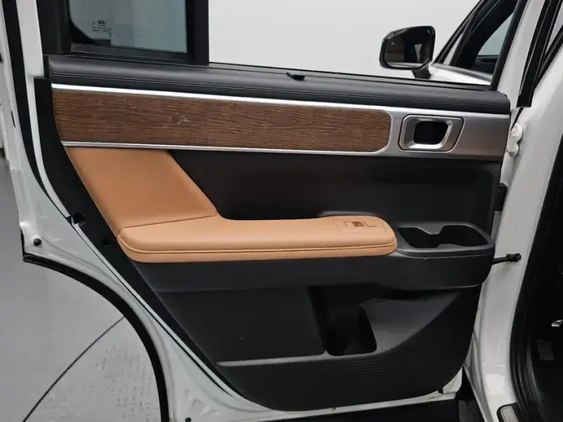 2023 Hyundai Santa Fe с пробегом 55 108 км