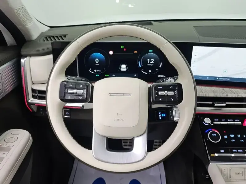 2023 Hyundai Santa Fe с пробегом 65 922 км