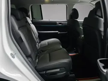 2024 Hyundai Santa Fe с пробегом 12 896 км