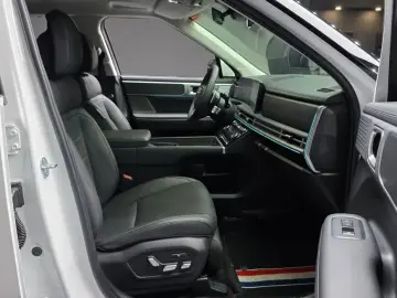 2024 Hyundai Santa Fe с пробегом 12 896 км