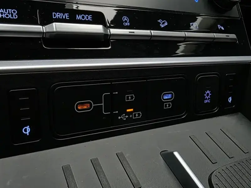 2024 Hyundai Santa Fe с пробегом 12 896 км