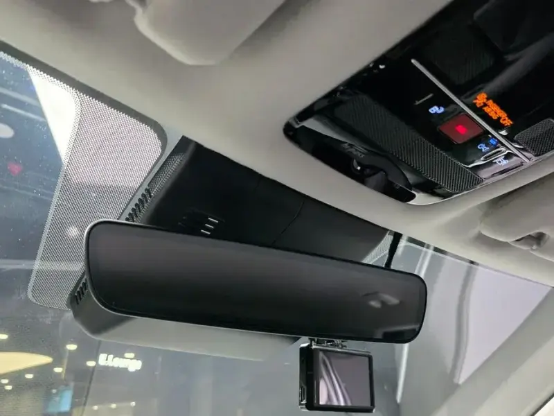 2024 Hyundai Santa Fe с пробегом 12 896 км