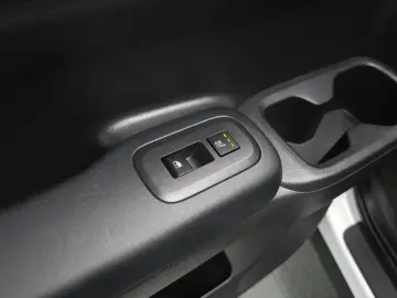 2025 Hyundai Santa Fe с пробегом 13 734 км