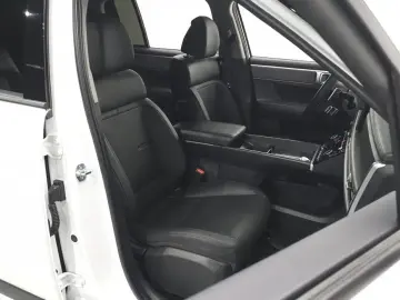 2025 Hyundai Santa Fe с пробегом 13 734 км
