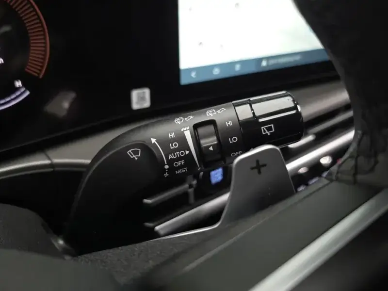 2025 Hyundai Santa Fe с пробегом 13 734 км